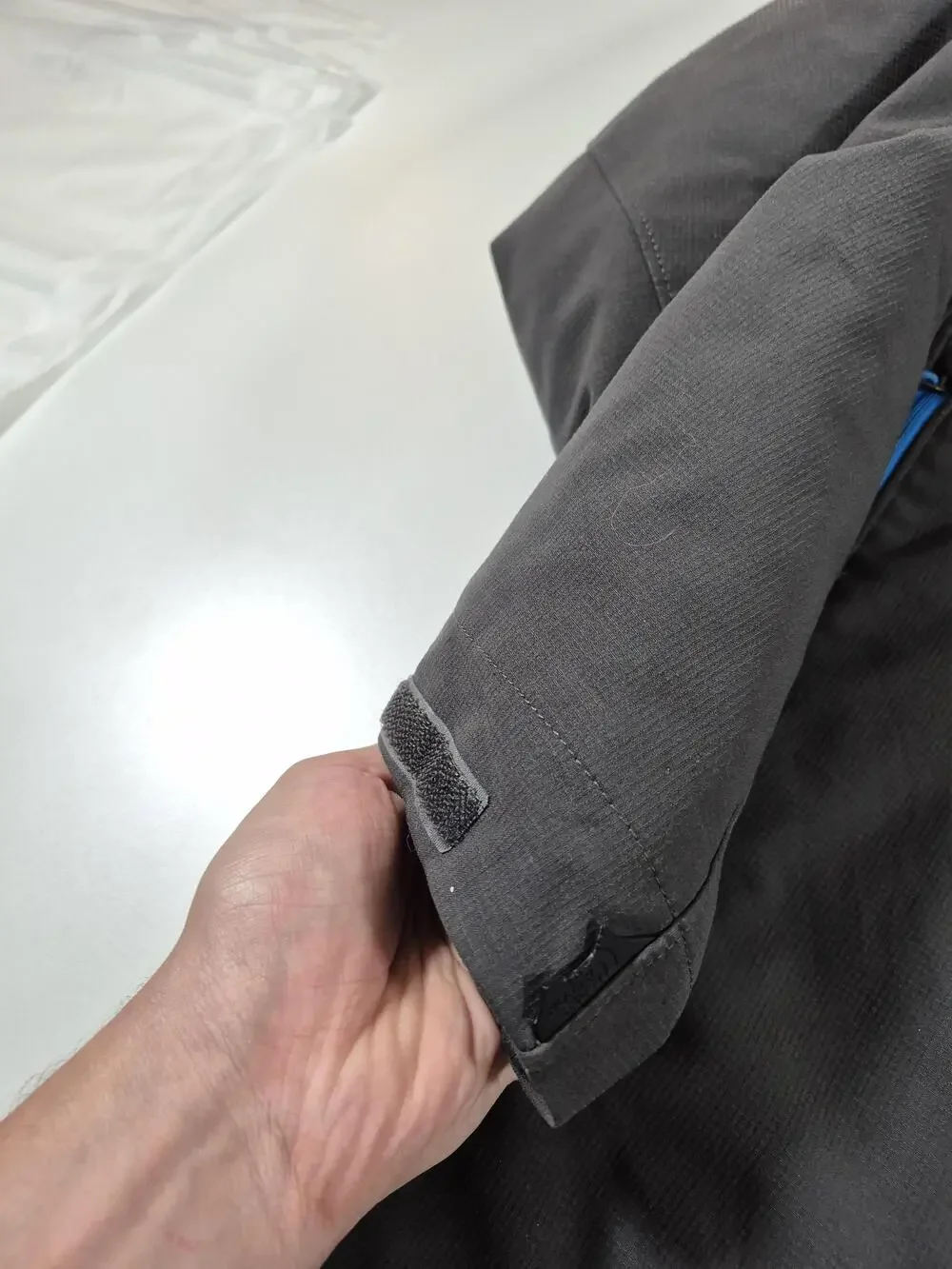 The North Face Jacket Mens Large Gray Primaloft Insulated Full Zip Ski FLAW
